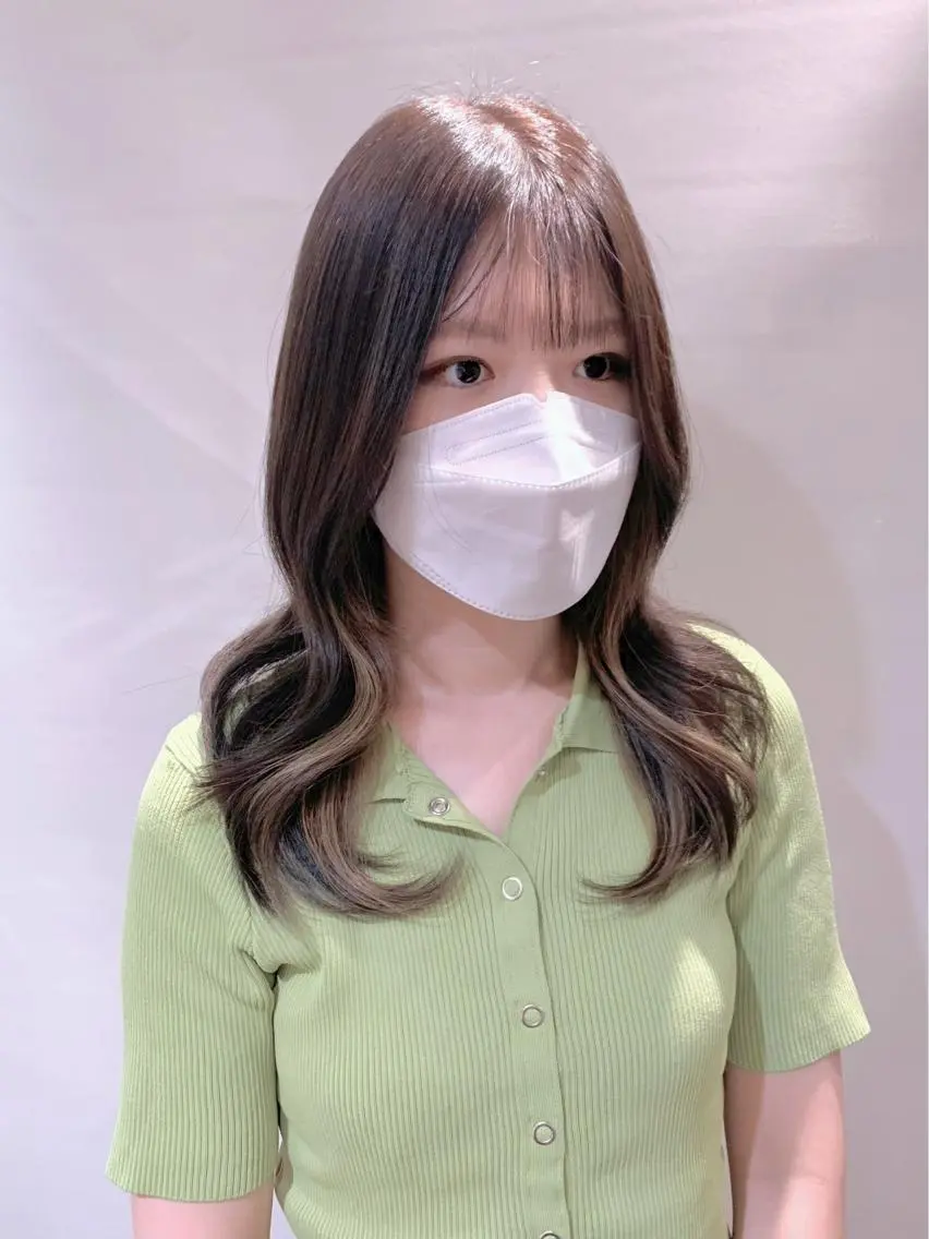 セミロング カラー ヘアアレンジ 柔らか垢抜けｶﾗｰと ｶｯﾄ🫧ASUKAのヘアスタイル