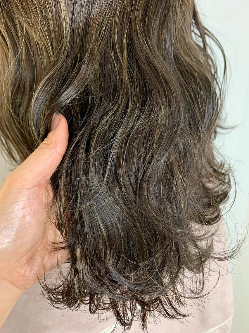 ロング カラー ヘアアレンジ アディクシーカラー ベージュカラー グレージュ ハイライトカラー イルミナカラー ヘアカラー トリートメント ヘッドスパ ヘアセット レイヤーカット/艶髪 🎀笠原 優花🎀のヘアスタイル