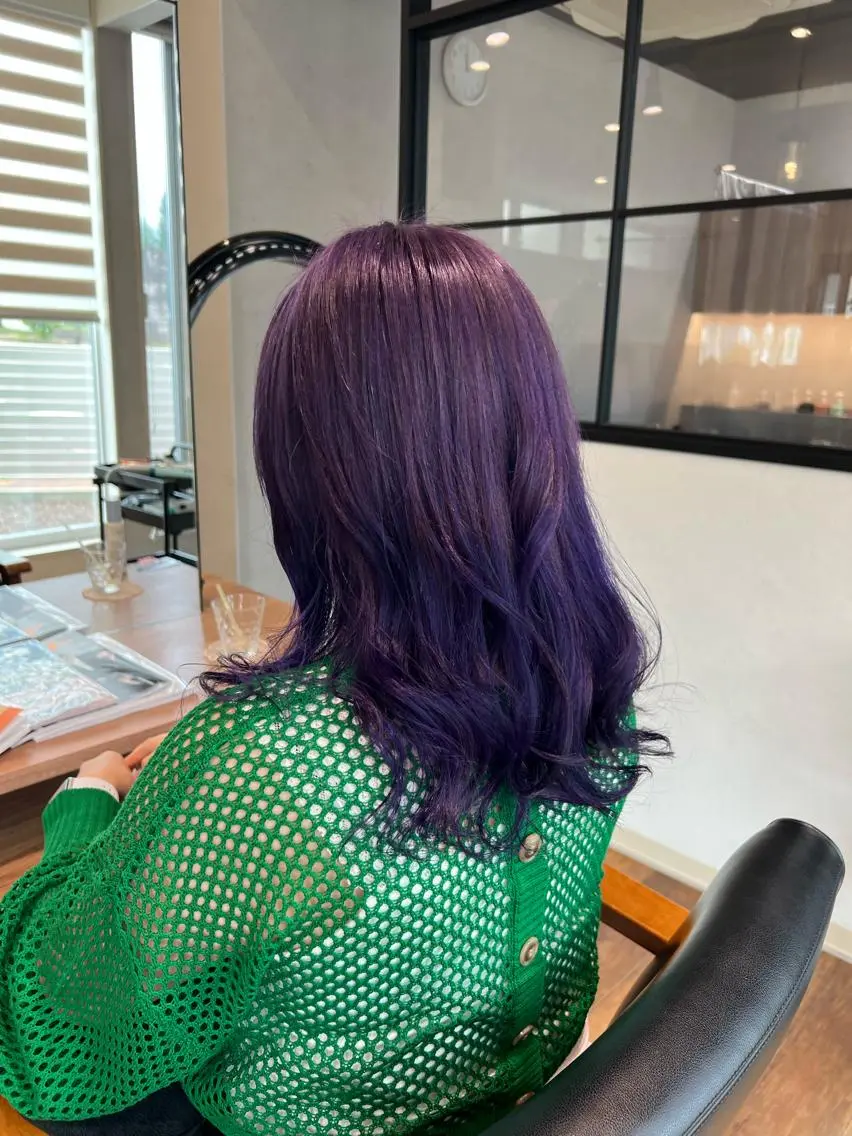 セミロング カラー 大川 優佳のヘアスタイル