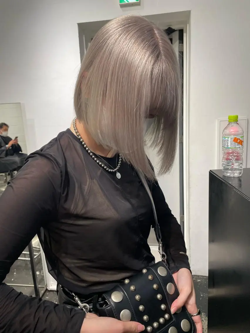 ショート カラー パーマ ヘアアレンジ メンズ キッズ ネイル マツエク・マツパ アイブロウ メンズバレイヤージュ メンズブリーチ メンズハイライト メンズハイトーン メンズインナーカラー カット ヘアカラー トリートメント 艶ハイトーン/ヘア アレンジAYAKAのヘアスタイル