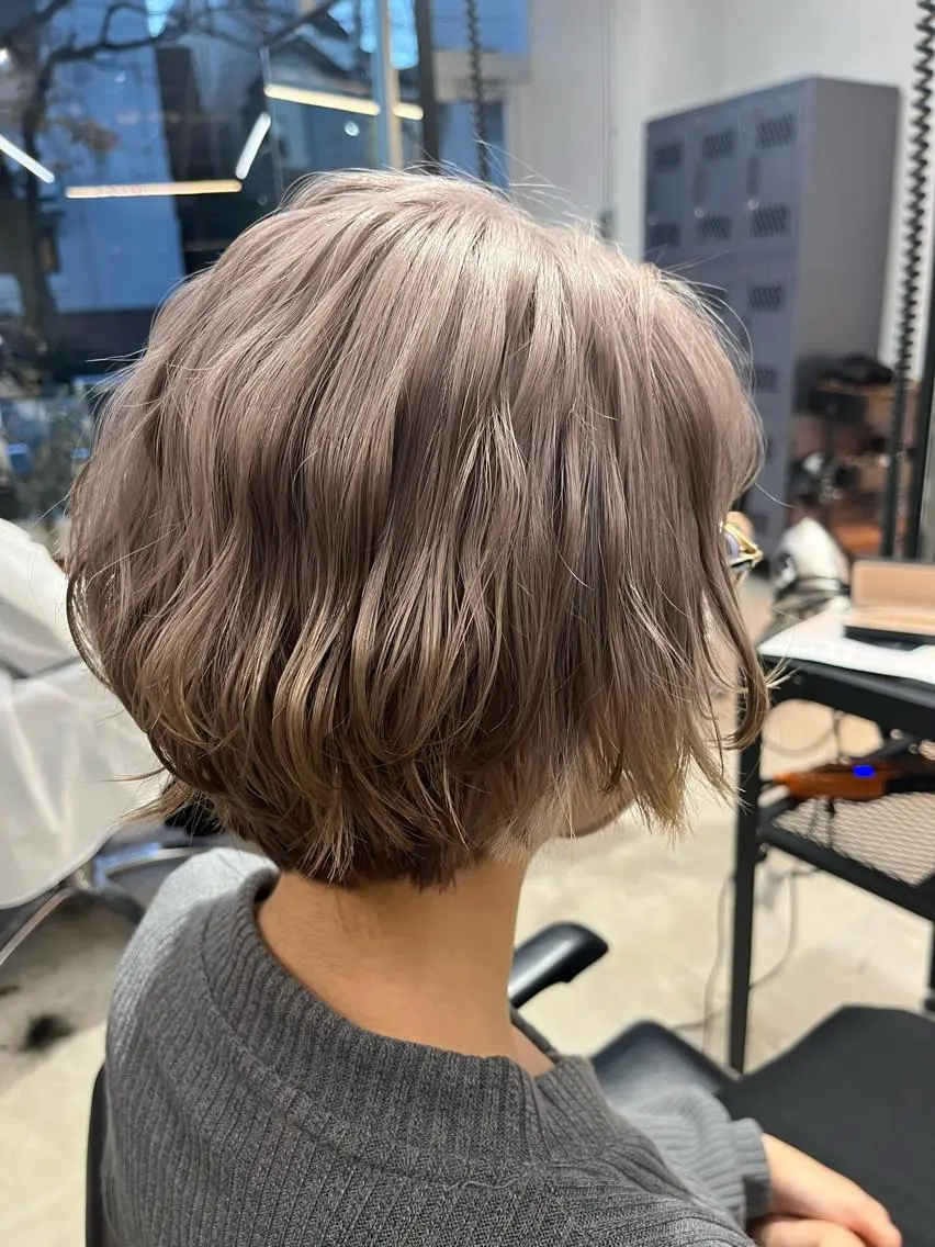 ショート 縮毛矯正/酸性 おかにわみりのヘアスタイル
