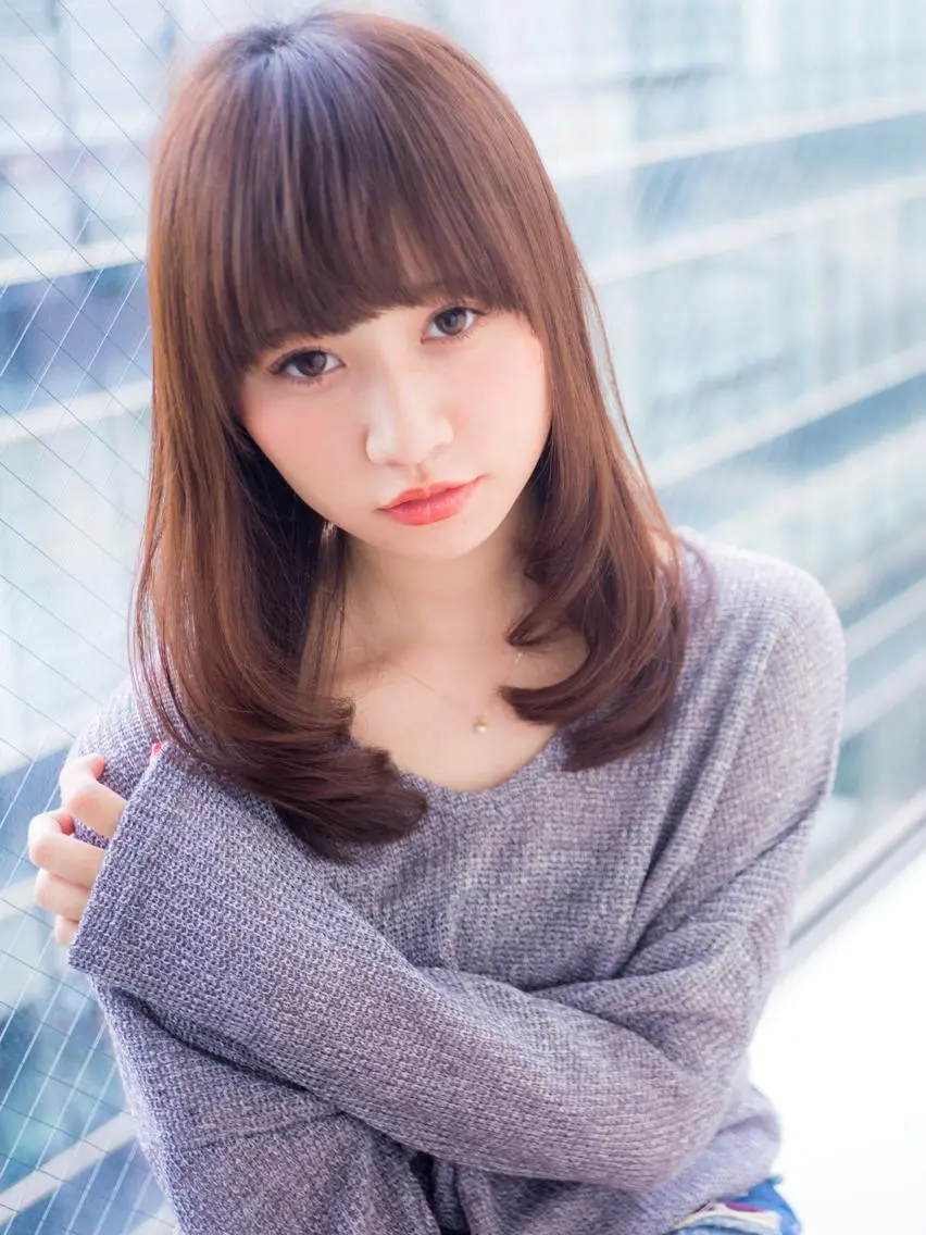 ミディアム おしゃれ染めで白髪を 染める/山口玲緒奈のヘアスタイル