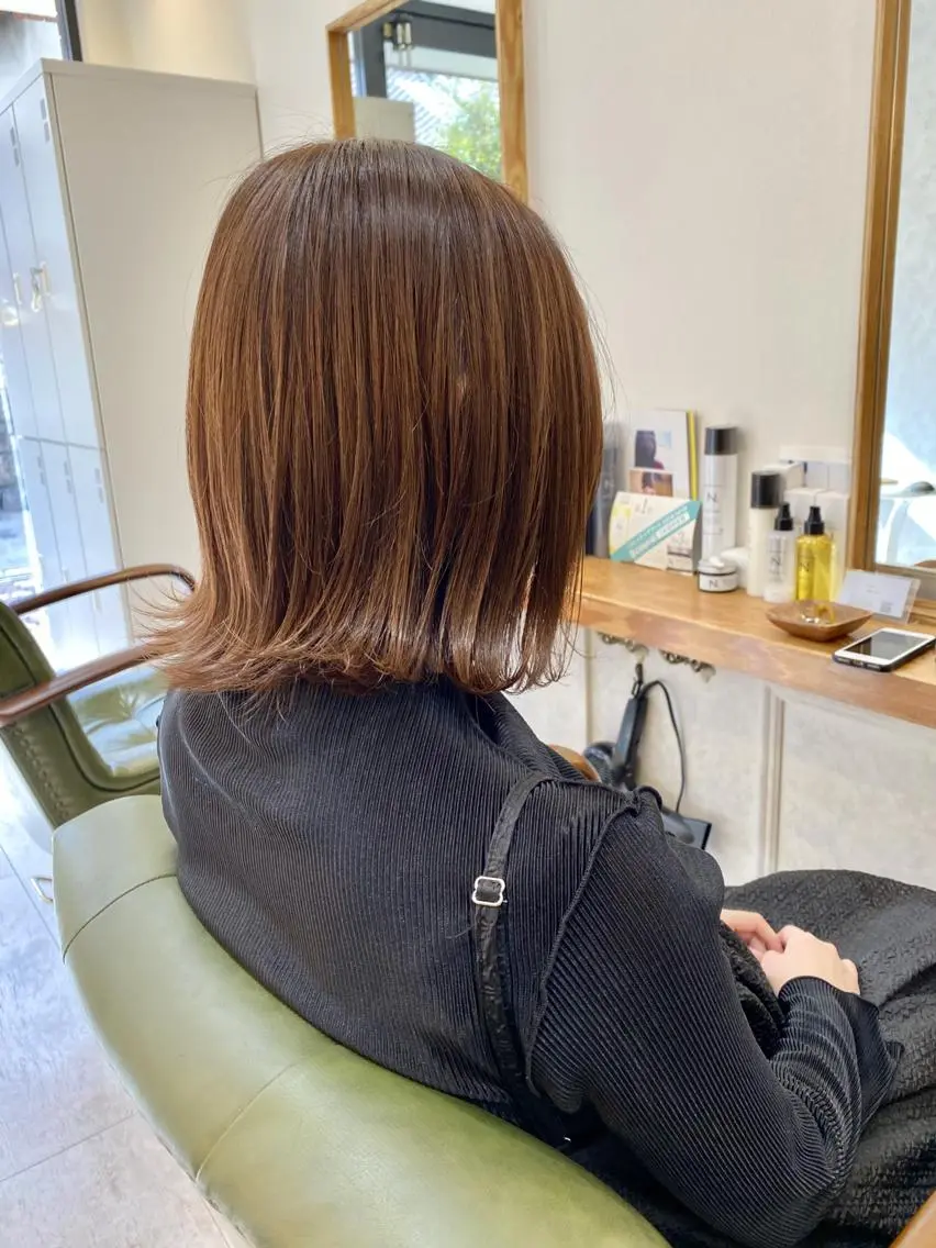 ミディアム カラー ミディアムパーマ アッシュ アッシュブラウン アッシュグレー アッシュグレージュ カット ヘアカラー トリートメント エイトウメダ 店長　稲尾友則のヘアスタイル