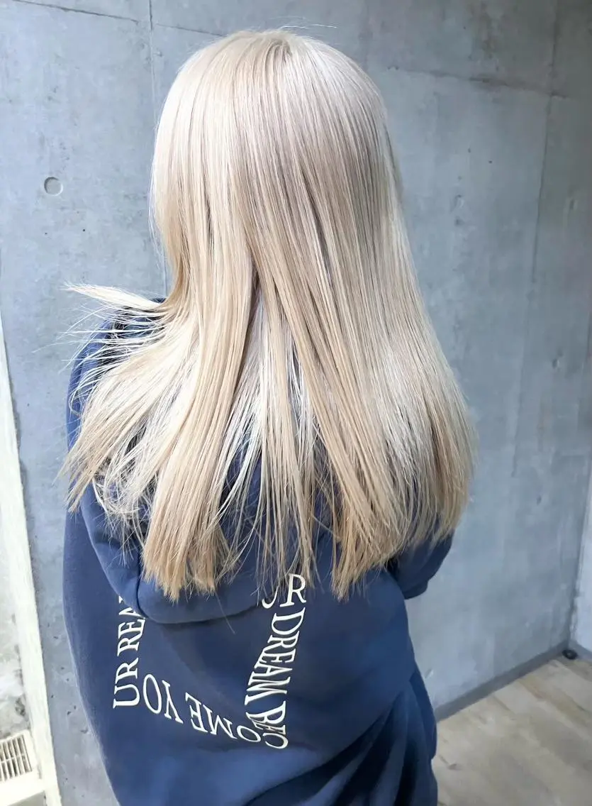 ロング カラー ブロンド ロング 🎀ダブルカラー🎀 ♡Kanon♡のヘアスタイル