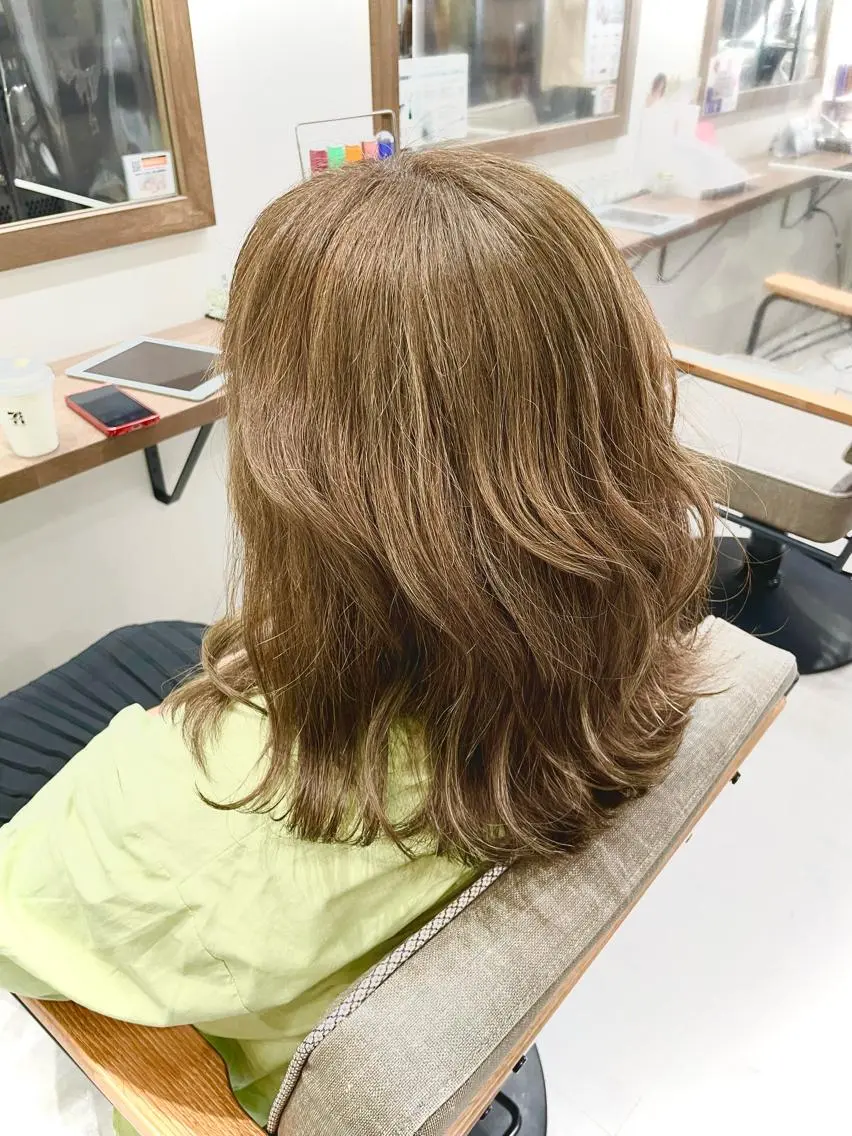 ミディアム N°rico川喜田 里衣のヘアスタイル