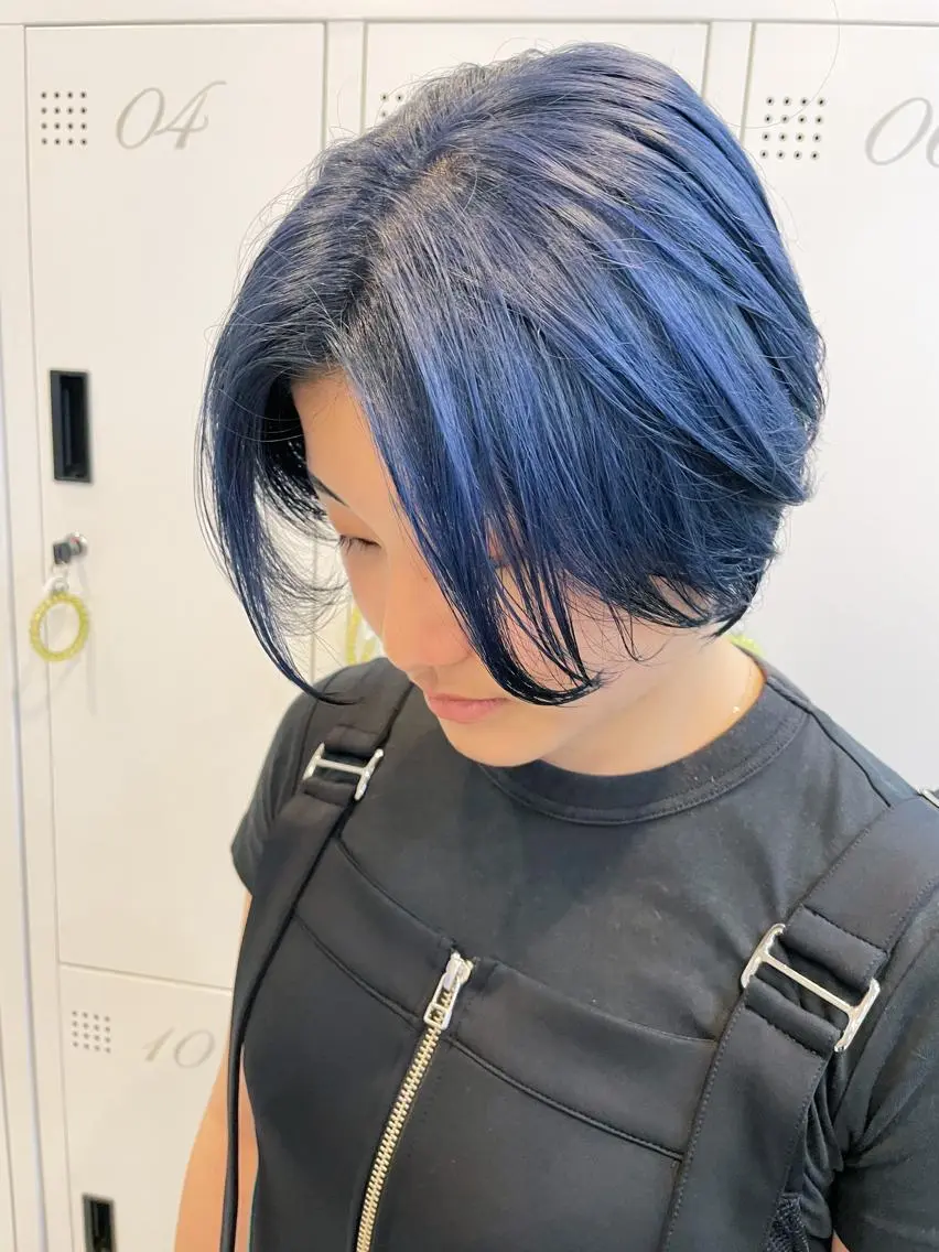 ショート 切りっぱなしボブ ボブ 顔まわりレイヤー レイヤーカット ショートヘア ヘアカラー トリートメント カラー得意【梅田】 瀧本友梨乃のヘアスタイル