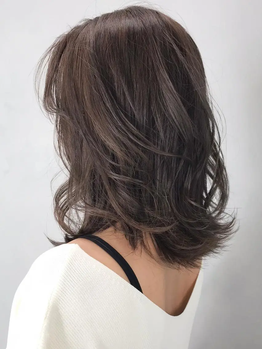 ミディアム カラー パーマ ヘアアレンジ グレージュ ITbyALBUM 中野店のヘアスタイル