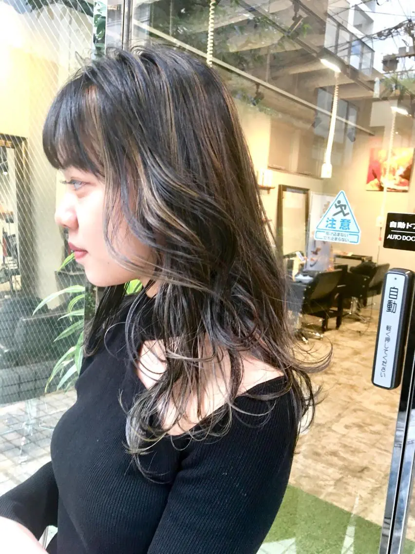 ロング カラー ハイライトカラー ハイライト ハイトーン/レイヤー /ウルフ⭐️永田⭐️のヘアスタイル