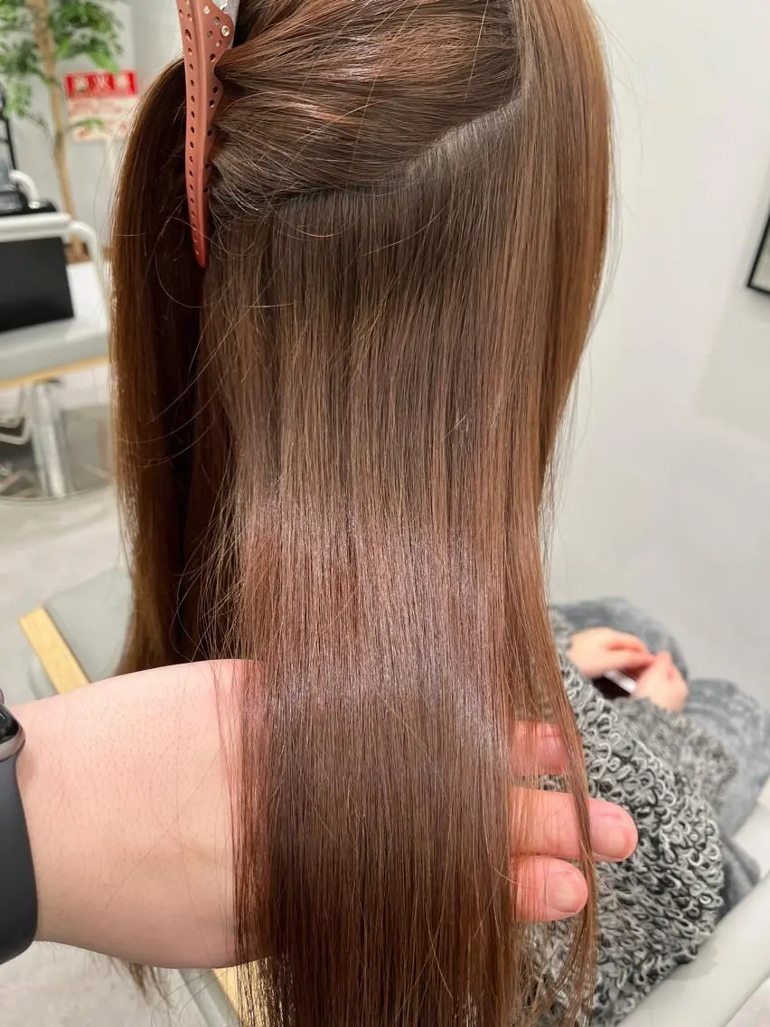 ロング 酸性ストレート 菅 樹希弥のヘアスタイル
