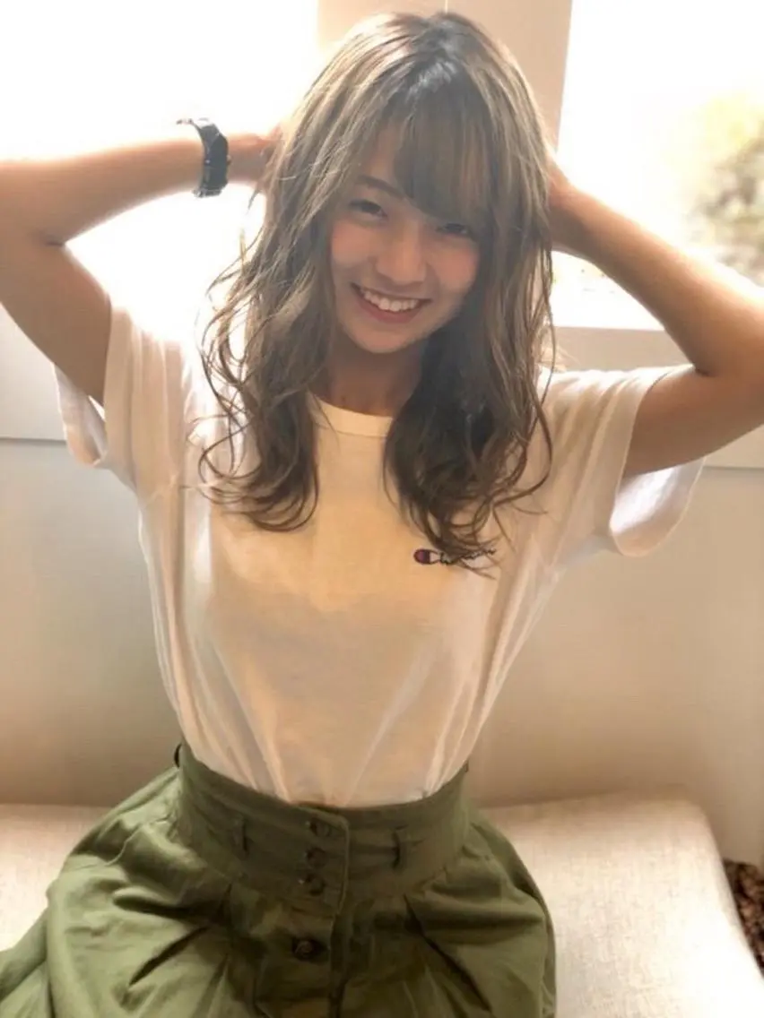 セミロング ヘアカラー トリートメント 💎JADE GRACE💎のヘアスタイル