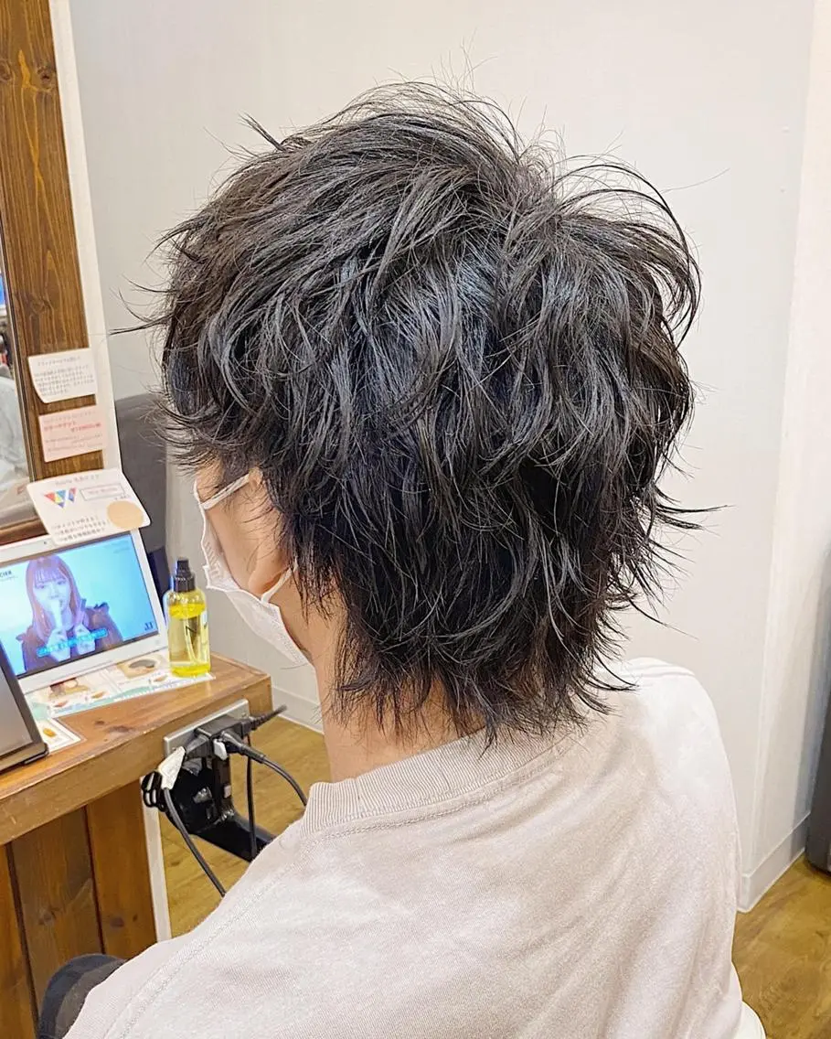 パーマ メンズ 学生（メンズ向け） メンズウルフカット 学生 ウルフカット 原田 涼矢のヘアスタイル