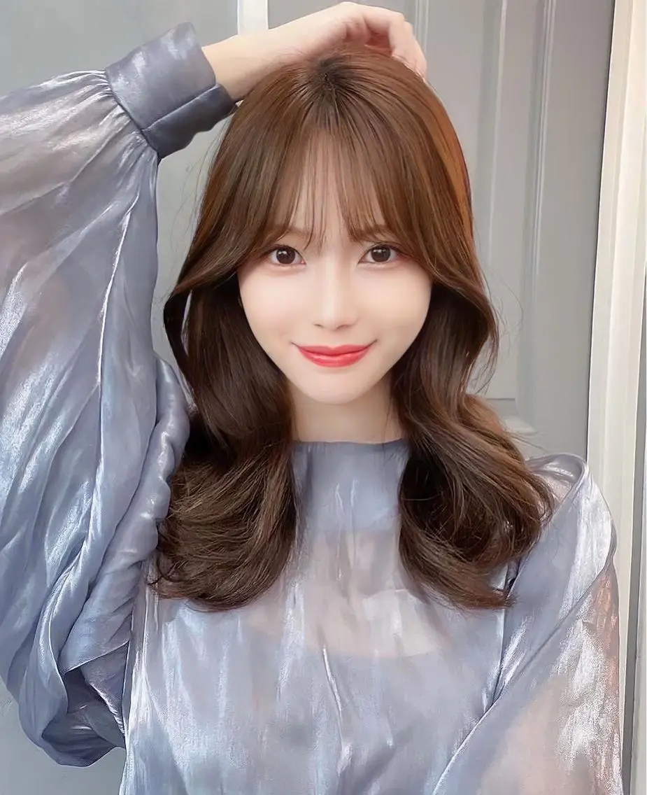 ミディアム くびれヘア 韓国風ヘア カット ヘアカラー トリートメント 朝3秒で前髪が決まる ✂️ヒロのヘアスタイル