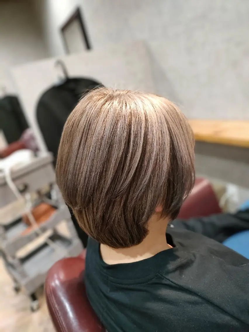 ショート Overture MIWAKOのヘアスタイル