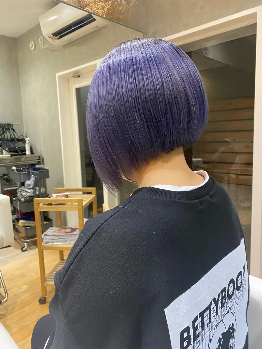 ショート カラー ブルーカラー ブルーバイオレット バイオレットカラー ヘアカラー トリートメント lani ブリーチ /ダブルカラーのヘアスタイル