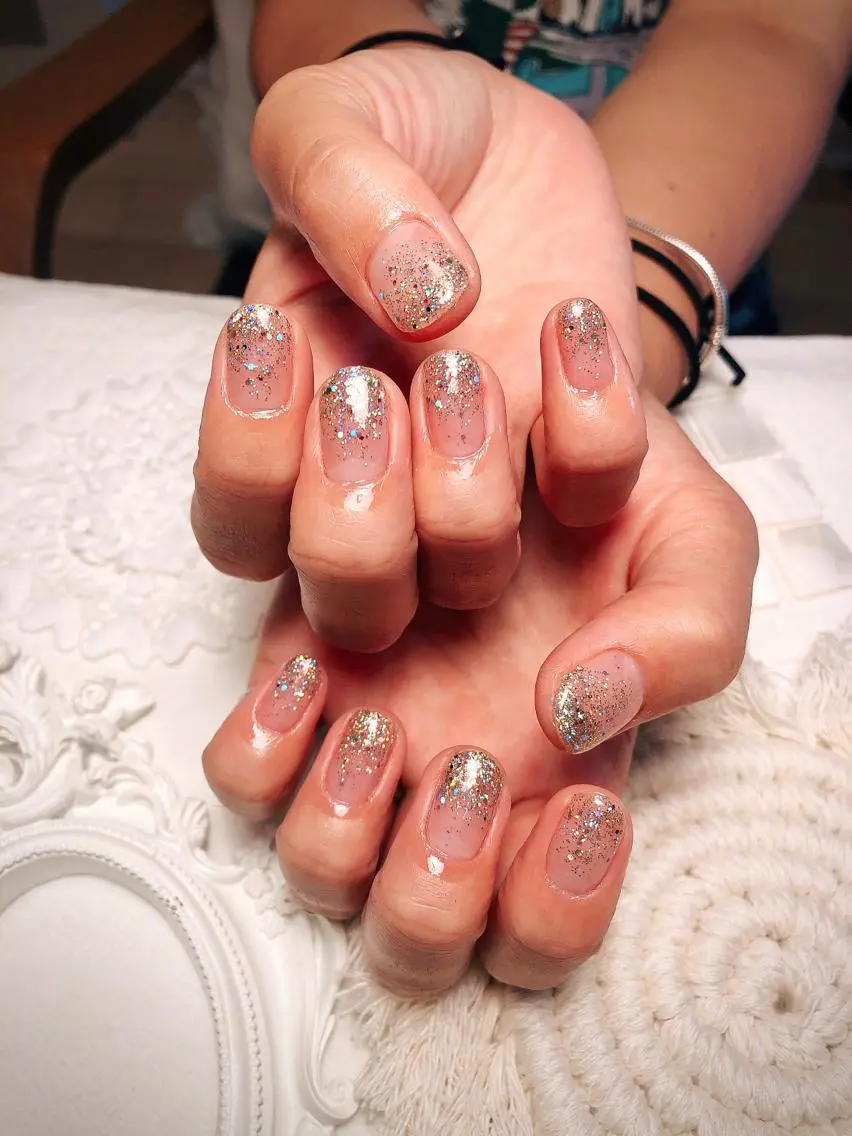 ネイル グラデーション ラメ(グリッター) 🍭Kiara Nail🍭のネイルデザイン