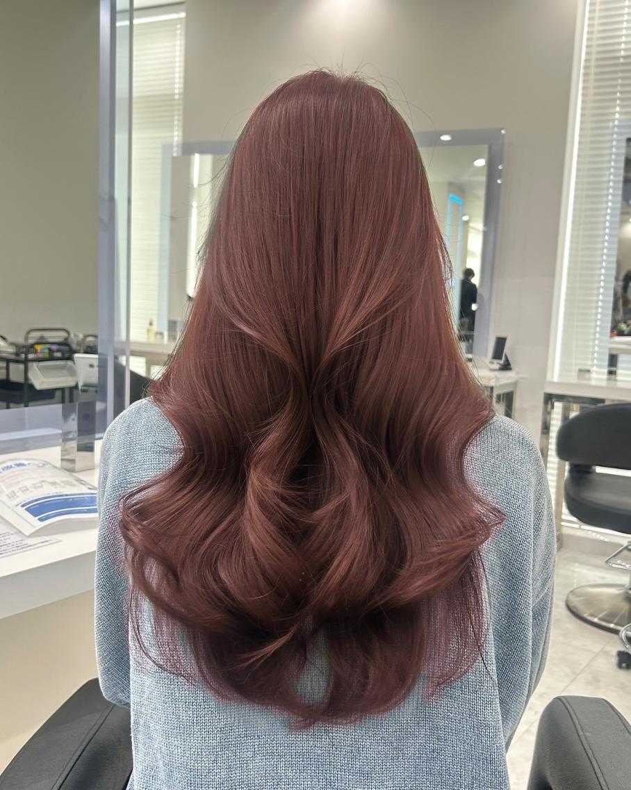 カラー 中×韓mix🥀秋色 ワンホンヘア🤍のヘアスタイル