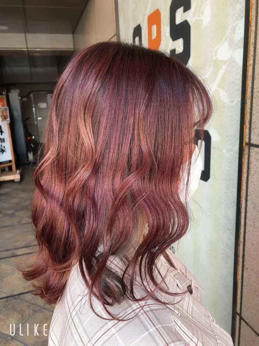 カラー グレージュ ピンクカラー 清永 隆二のヘアスタイル