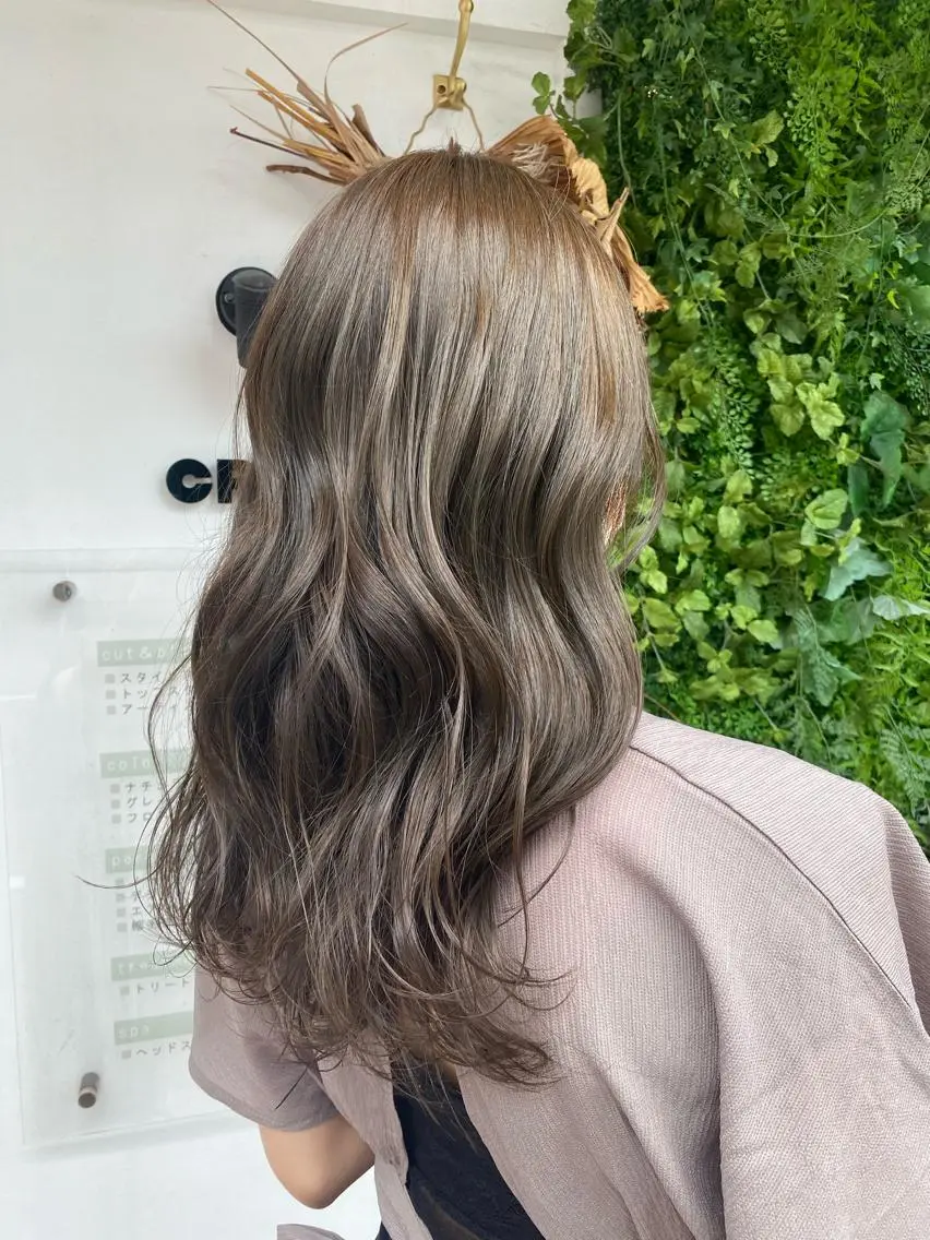 ロング カラー ヘアカラー 透明感カラー/韓国 ヘア🩶yuri🩵のヘアスタイル