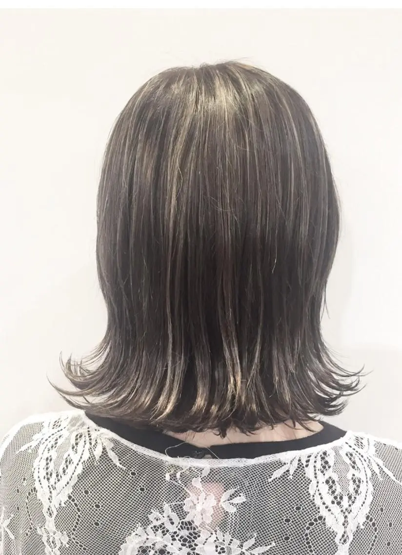 ミディアム カラー ベージュカラー ハイライトカラー ハイライト 透明感・艶カラー/ 坂田友梨奈のヘアスタイル