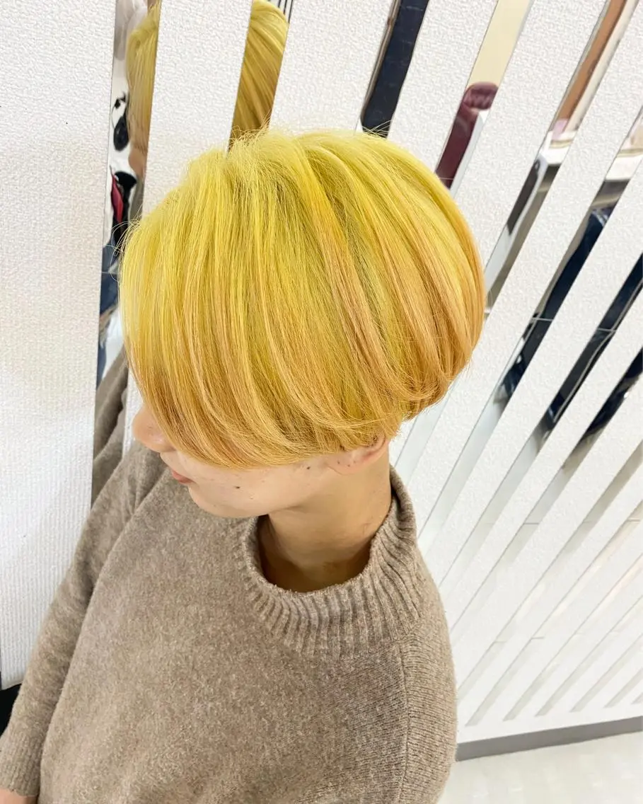 ショート カラー ダブルカラー グラデーションカラー ヘアカラー トリートメント YURI ✨のヘアスタイル