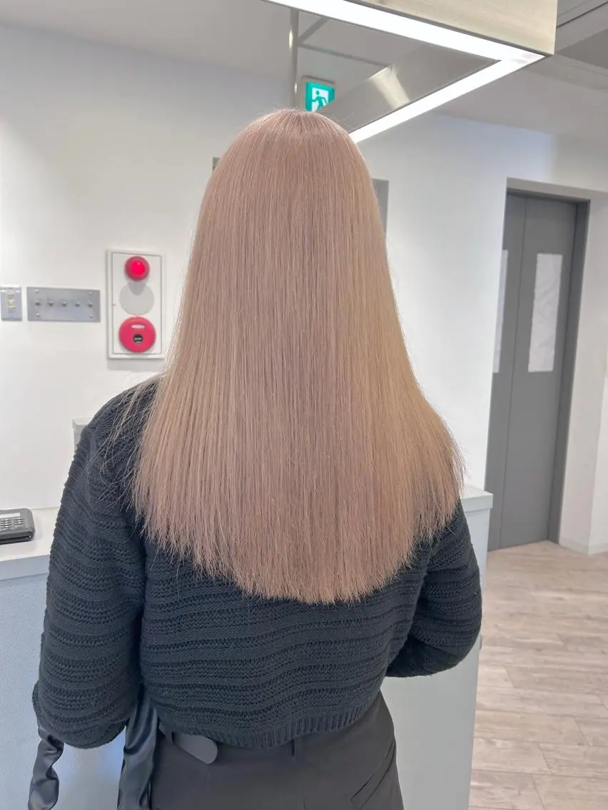 ロング カラー ヘアカラー ハイトーン特化サロン 🍑momo🍑のヘアスタイル