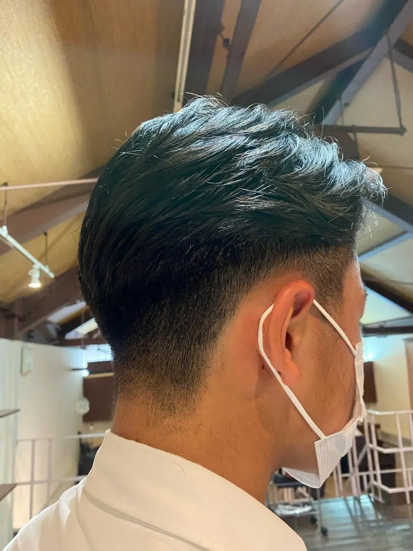 メンズ オールバック 横野 朱音のヘアスタイル