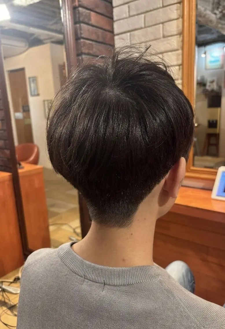 ショート マッシュヘア カット パーマ トリートメント ヘッドスパ flencia 丸 和博｜カットのヘアスタイル