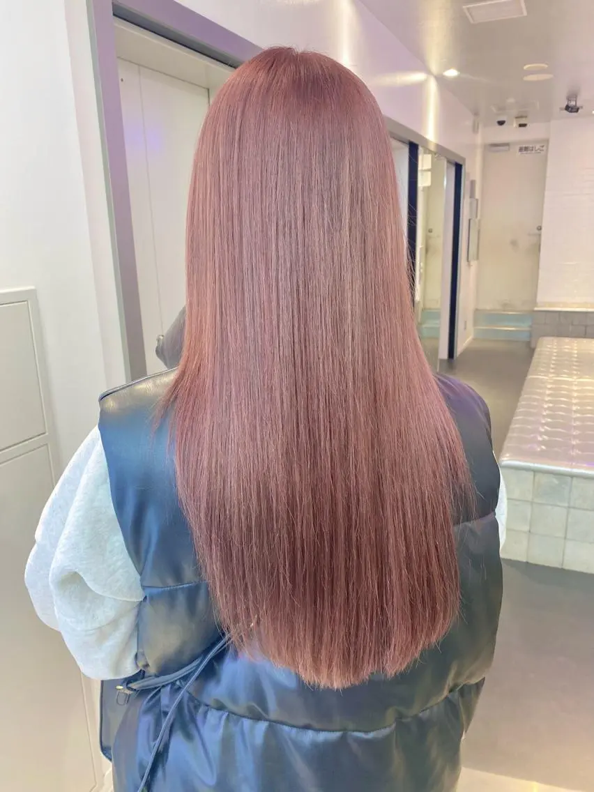 ロング カラー ベージュカラー ブリーチ ピンクカラー ピンクベージュ レイヤー/ハイトーン 🧸SENAのヘアスタイル