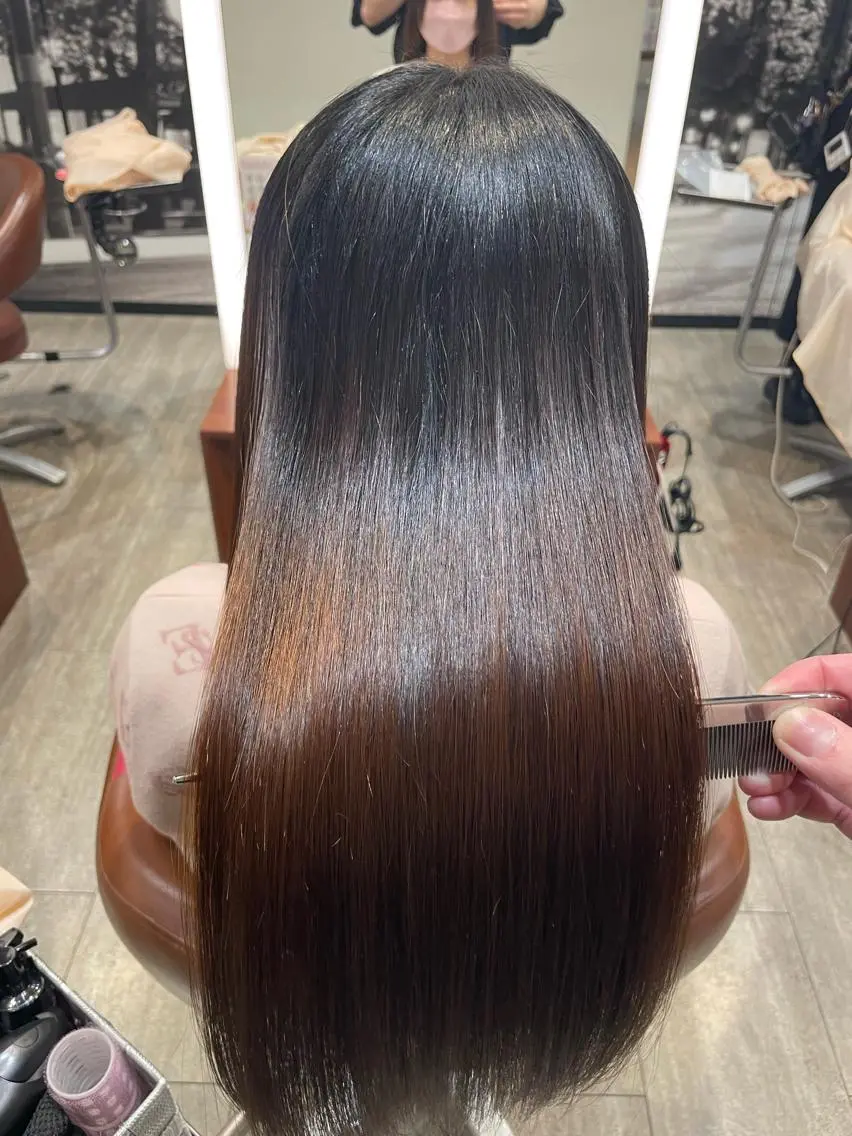 セミロング カラー パーマ カット ヘアカラー トリートメント 縮毛矯正/髪質改善/ 石橋代智のヘアスタイル