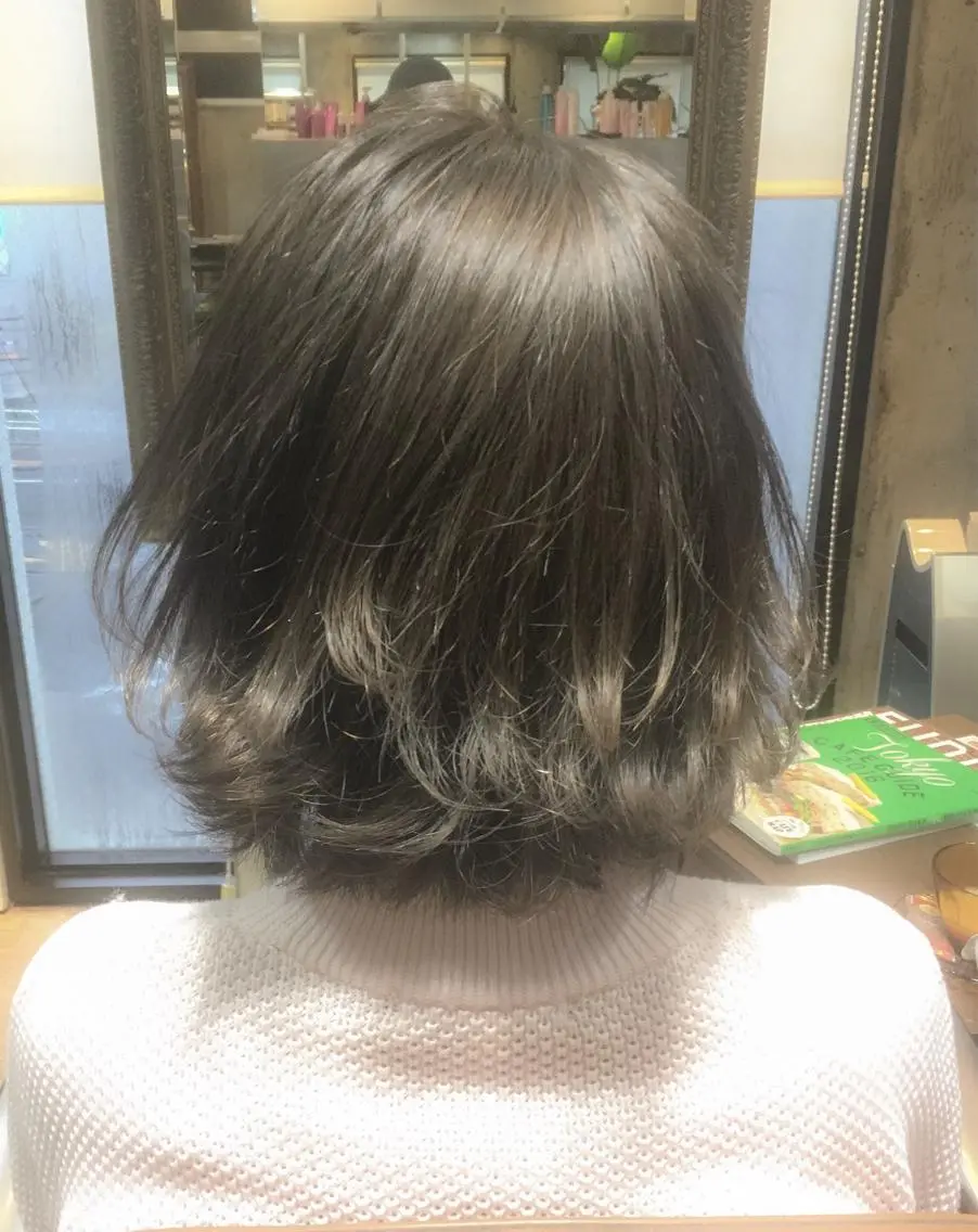 ショート カラー 透明感カラー ダークグレー ダークグレージュ グレージュ 北條 優輝のヘアスタイル