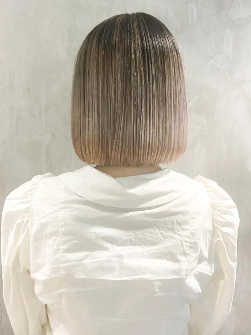 ミディアム カラー パーマ ヘアアレンジ バレイヤージュ レイヤーカット ITbyALBUM 藤沢店のヘアスタイル
