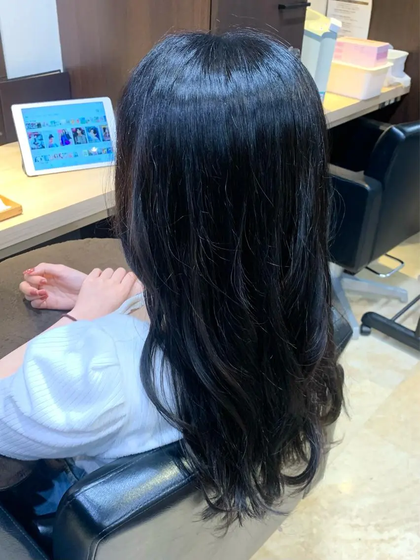 カラー ブルーカラー ⭐️似合わせアップ ⭐️並木奏絵のヘアスタイル