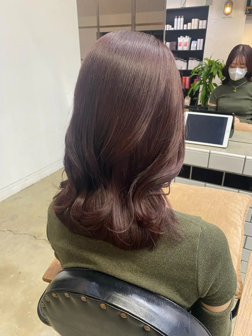 セミロング カラー カット ヘアカラー 韓国風レイヤーカット 🍒サンジキ アカリのヘアスタイル