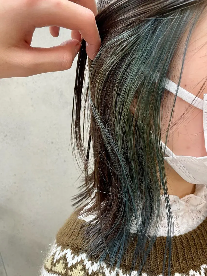 ミディアム カラー ブリーチ 透明感カラー パーマウルフショート 濱田匠のヘアスタイル