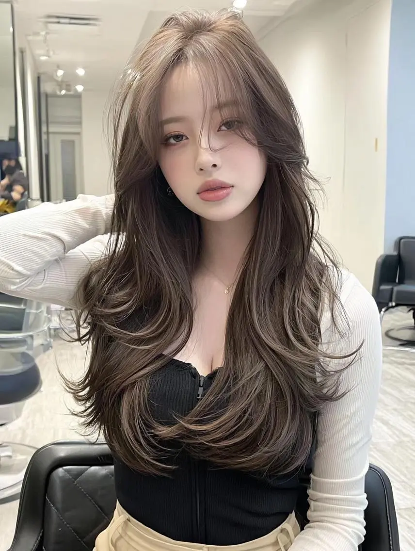 ロング 顔周りカット 髪質改善 韓国風ヘア レイヤーカット ヘアカラー トリートメント FOCUS JAPAN4のヘアスタイル