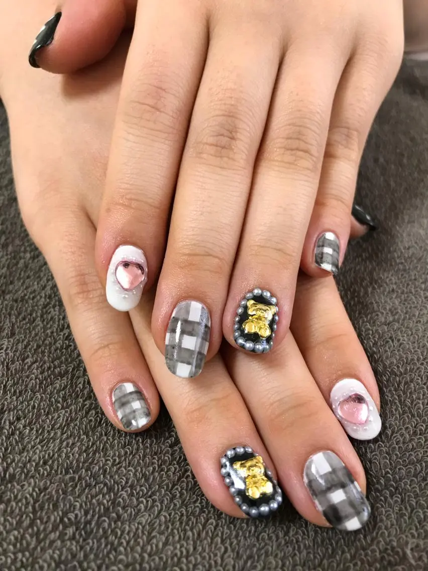 ネイル 持ち込み ハンドネイル Masuko Yasukaのネイルデザイン