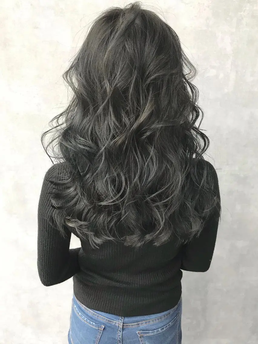 セミロング カラー ブルーカラー ブルージュ ハイライトカラー ハイライト TOMOYA/ ショート、レイヤーのヘアスタイル