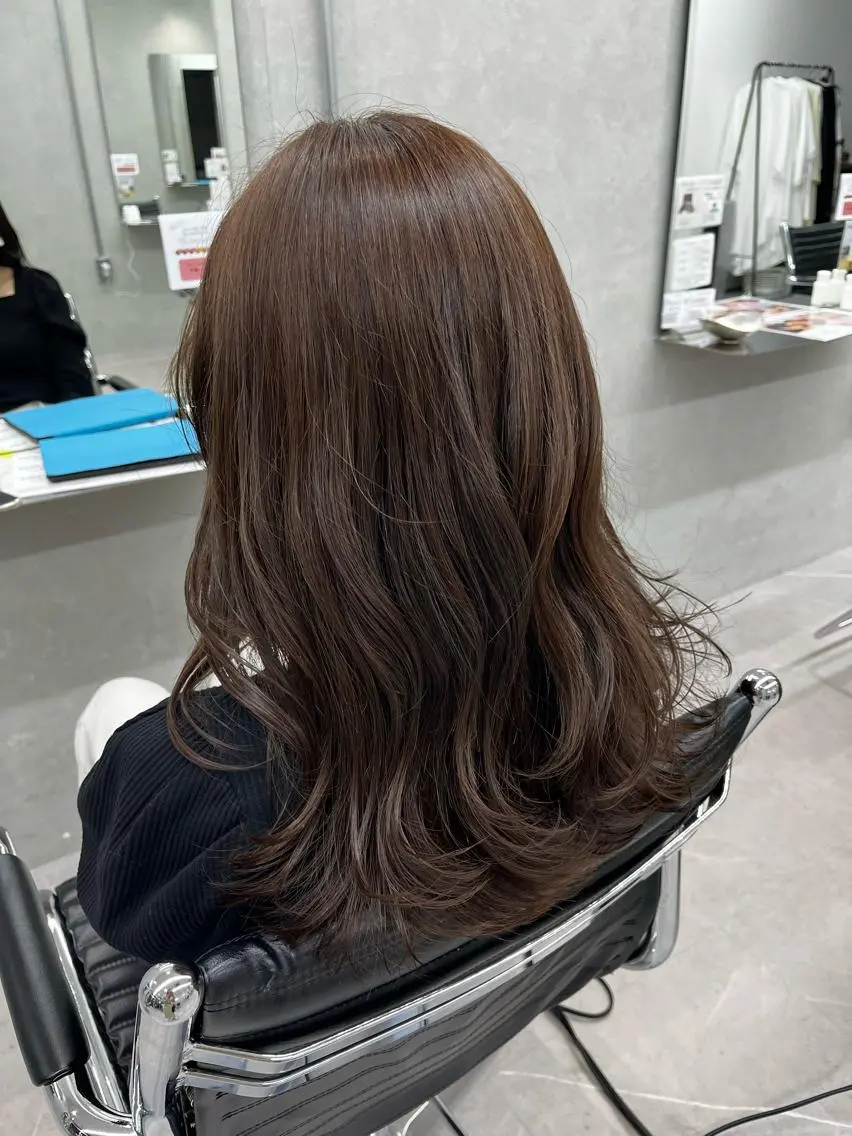 ロング カラー clomus AZUのヘアスタイル