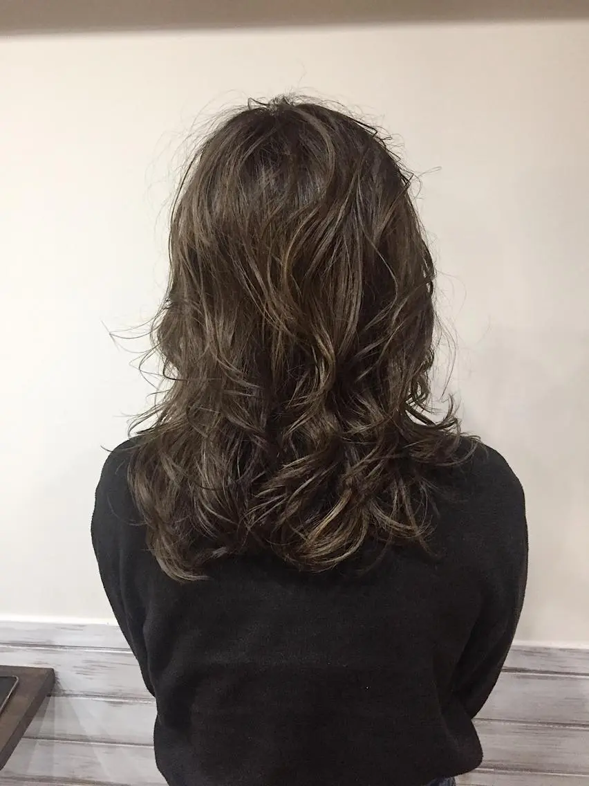 セミロング カラー デザインカラー カット パーマ トリートメント カラー特化サロン大阪 ルービック江坂/新城のヘアスタイル