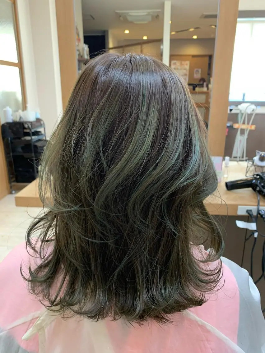 セミロング カラー カット ヘアカラー トリートメント Lien 深井店のヘアスタイル