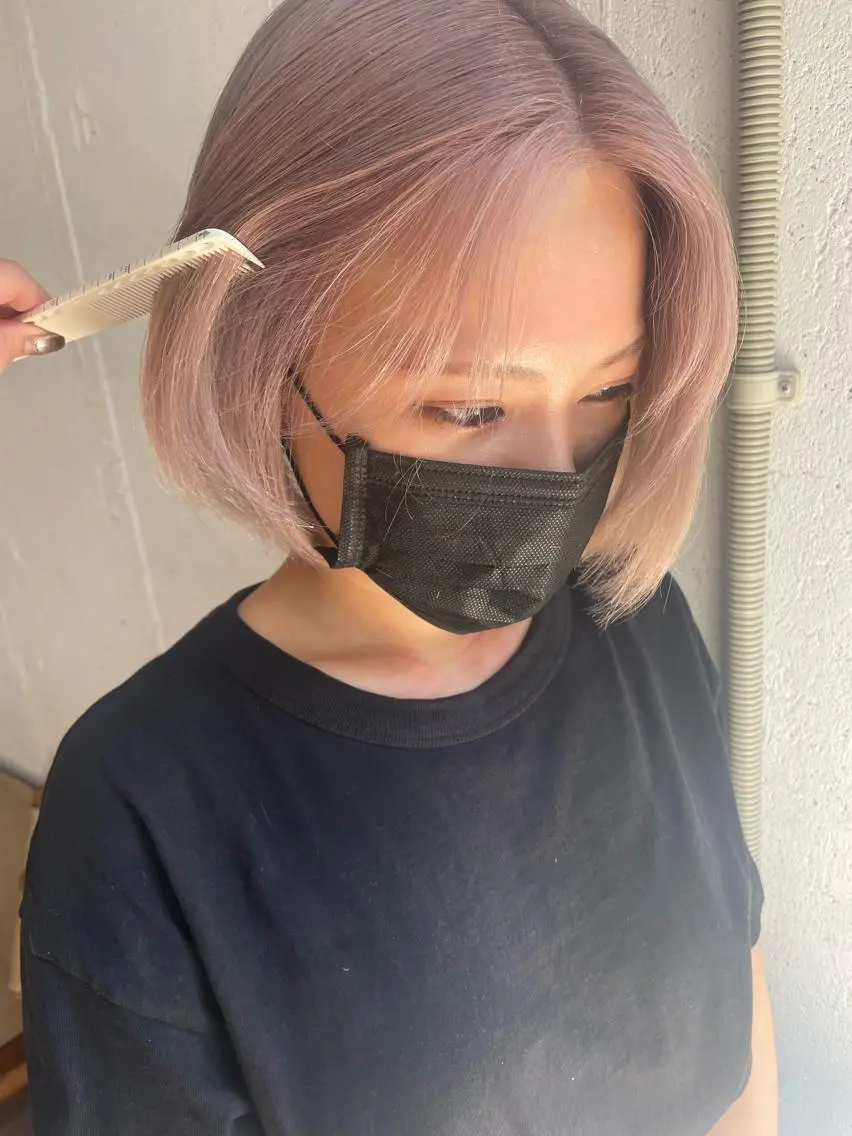 ショート カラー hisano / ハイトーン・透明感のヘアスタイル