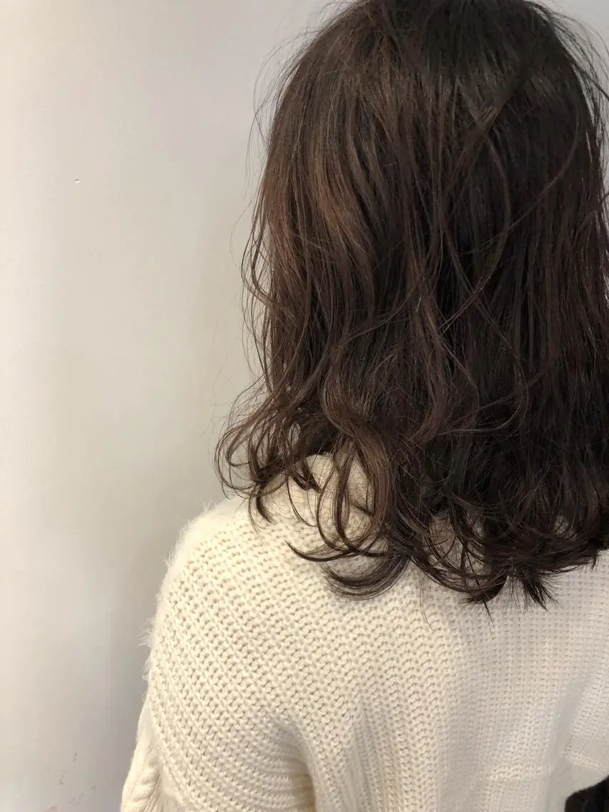 ミディアム カラー 【白髪ぼかし】 矢内　夏輝のヘアスタイル