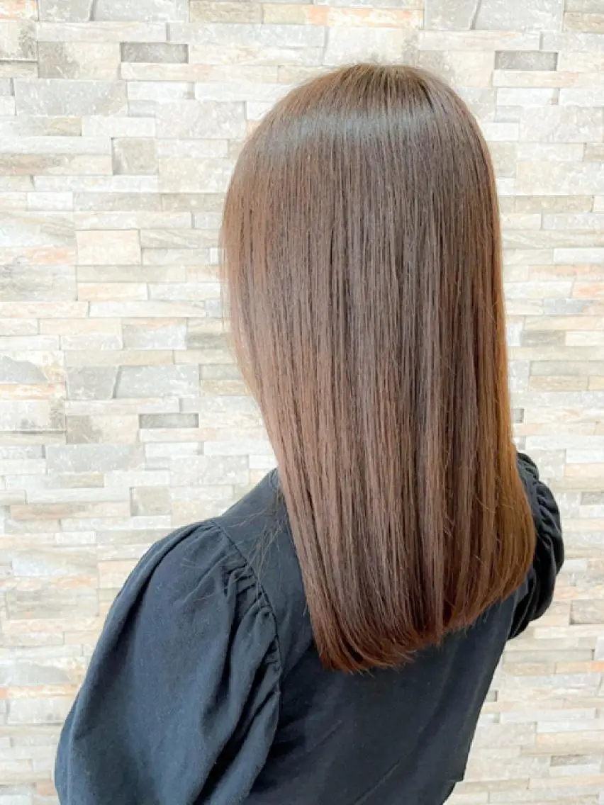 セミロング トリートメント カット トリートメント Stella Lux ステラ ルークスのヘアスタイル