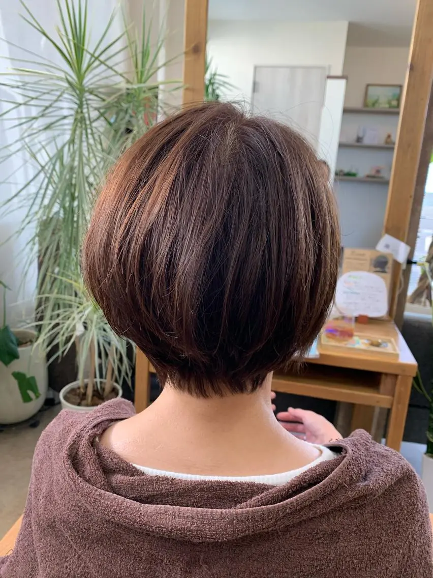 ショート ショートボブ 丸みショート ボブ ショートヘア カット 新保 佳世のヘアスタイル
