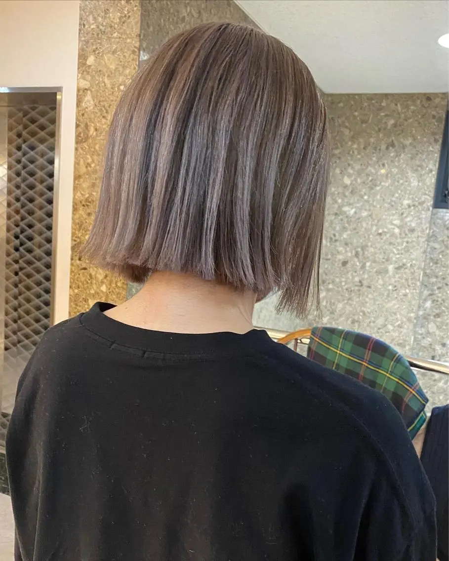 ショート カラー 切りっぱなしボブ ハイトーンカラー ボブ カット Pia ツボイ ケイタのヘアスタイル