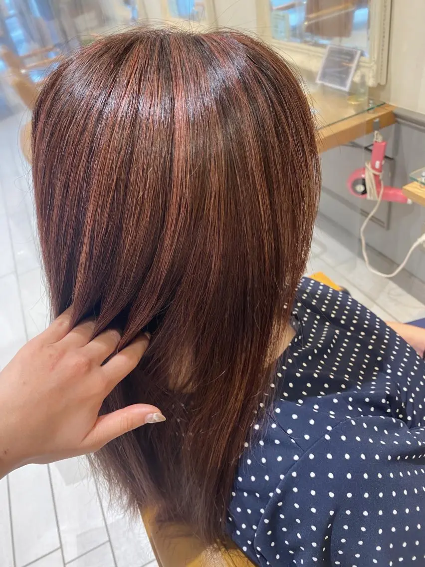 ロング カラー ハイライトカラー ピンクカラー ピンクパープル パープルカラー ハイライト ✳︎SERA✳︎ 平日のみご案内の眉毛・アイブロウイメージ