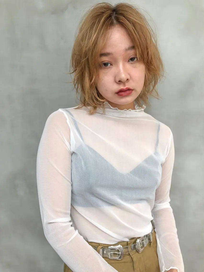 ミディアム stylist　篠崎 憲一のヘアスタイル