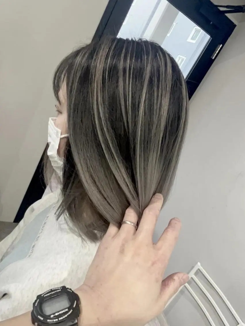 セミロング カラー ✨【公式】 juhl.横浜✨のヘアスタイル