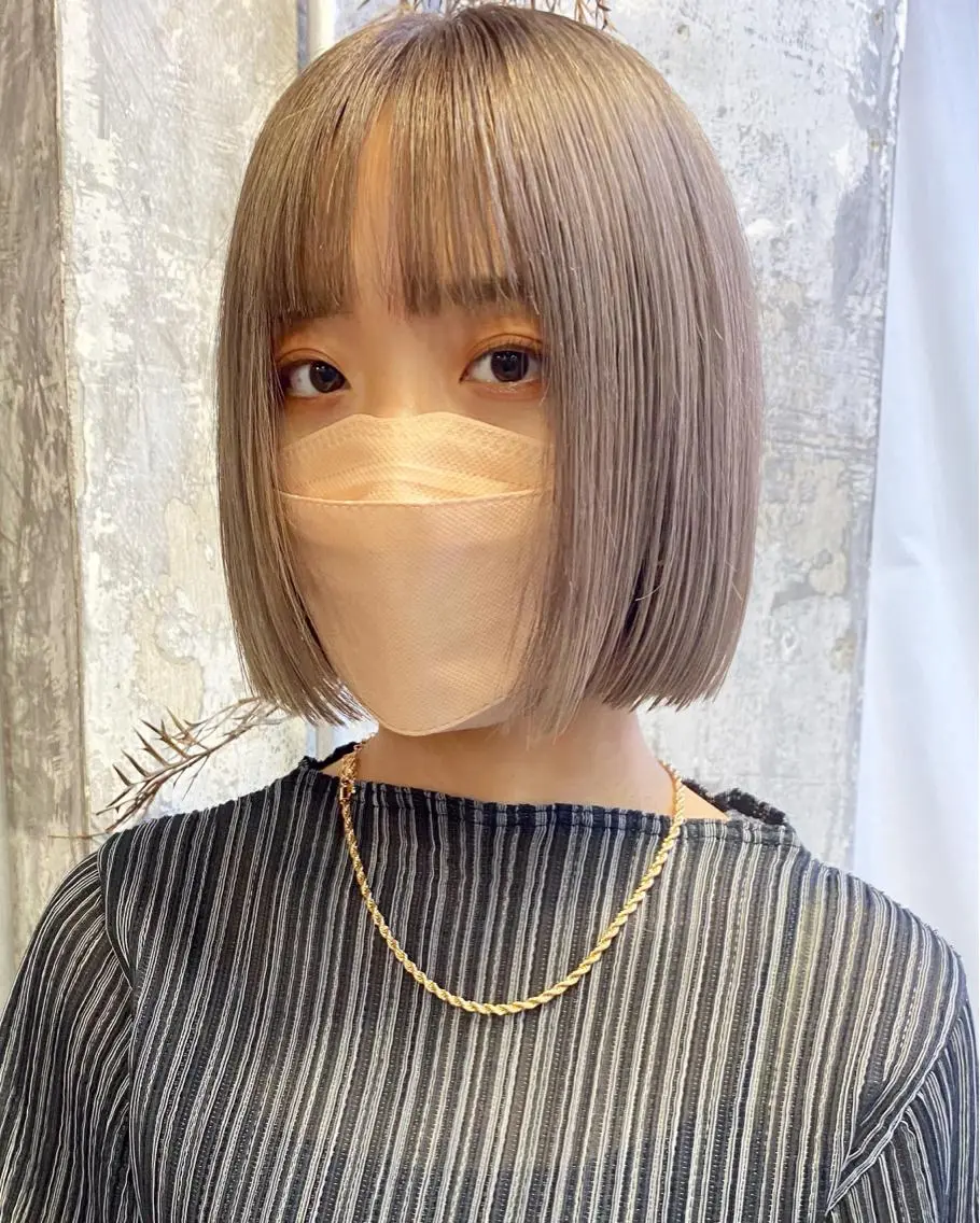 ショート カラー ヘアアレンジ ミストバング ベージュカラー ブリーチ ブロンド ケアブリーチ カット ヘアカラー 福岡似合わせレイヤー /ウルフ/ハイトーンのヘアスタイル