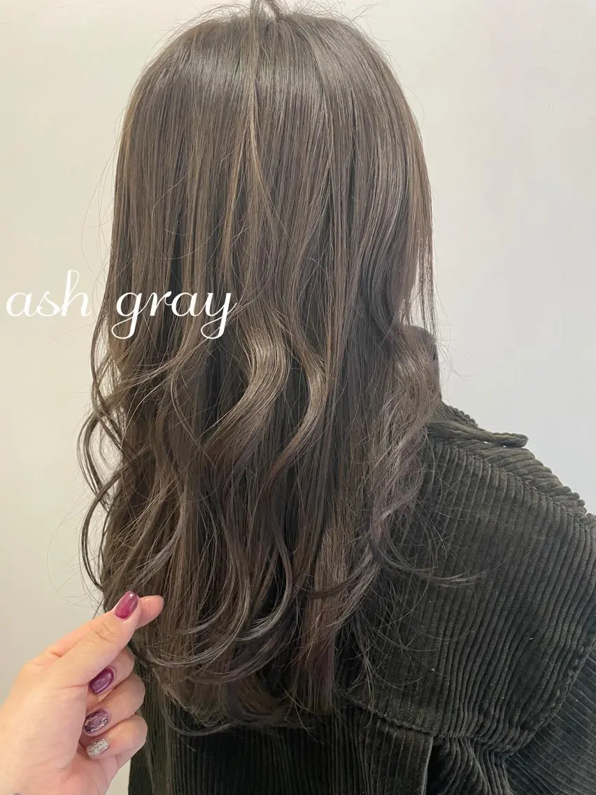 セミロング カラー 透明感カラー REIのヘアスタイル